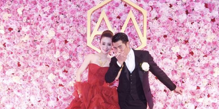 方媛带娃看郭富城演唱会，女儿大喊爸爸英文名，还能跟唱爸爸的歌(图19)