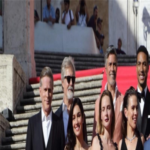 《碟中谍7》罗马首映 汤姆·克鲁斯称想念中国影迷