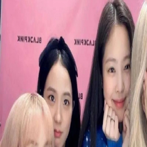 演唱会中途下台呕吐疑怀孕?在美拍大尺度电影后,Jennie划水摆烂彻底放飞自我？