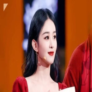 杨幂咖位被降？为求转型不惜当女二 与同期85花赵丽颖爆抢资源