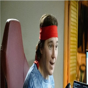 散户大战华尔街！《傻钱》曝预告片 真实事件改编