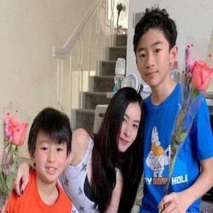 谢霆锋长子Lucas将出道，不顾老爸感受暗怼王菲，直言小林青霞最美